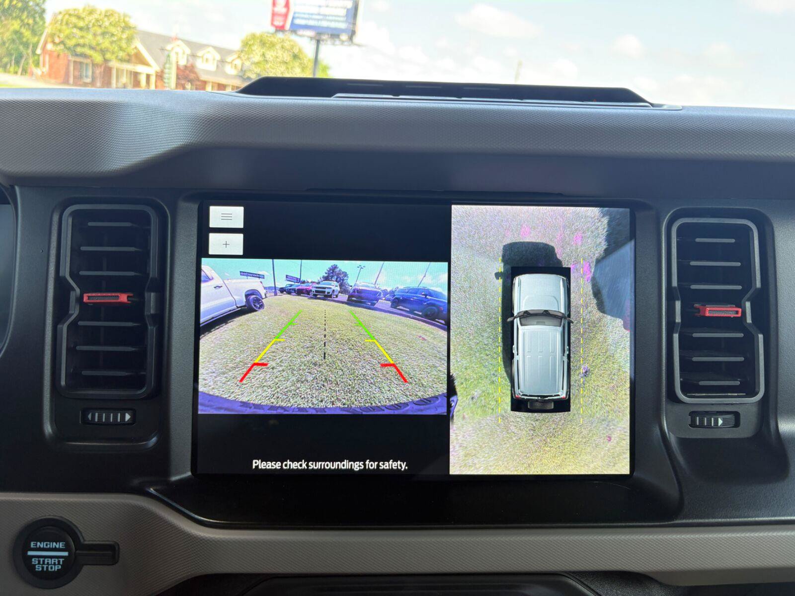 Used 2023 Ford Bronco Wildtrak AWD/4WD image 26