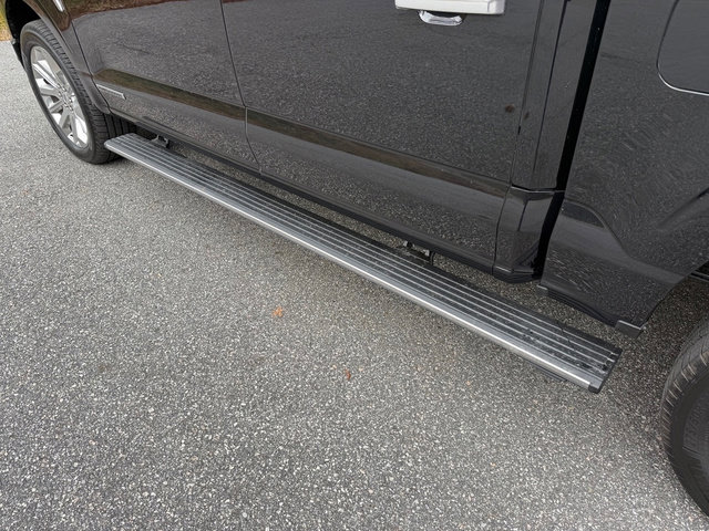 Used 2022 Ford F150 Limited image 12