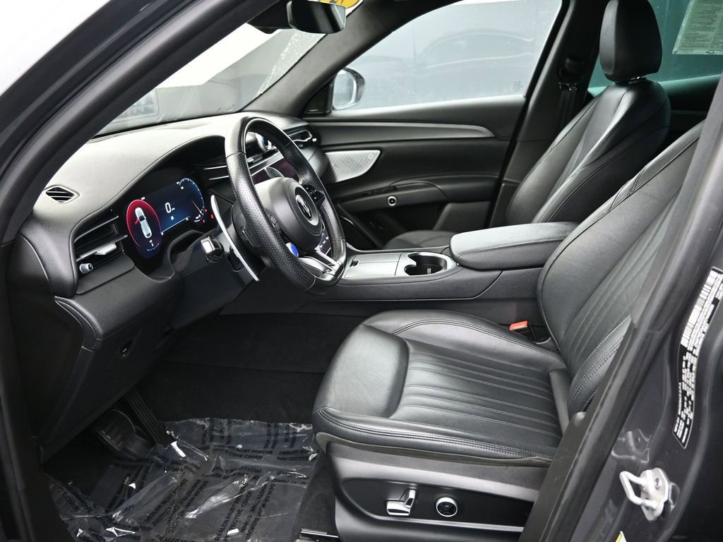 Used 2024 Maserati Grecale GT image 15