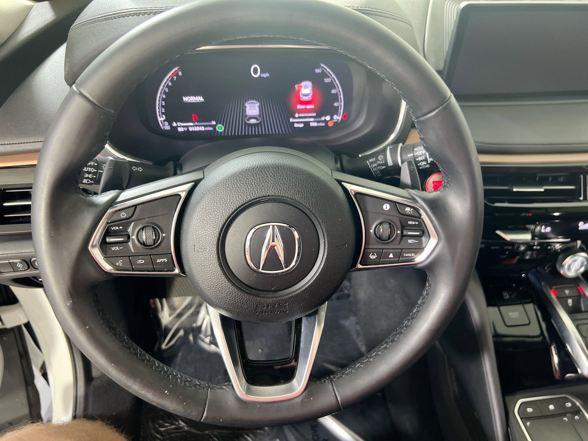 Used 2022 Acura MDX SH-AWD w/ Technology Package image 11