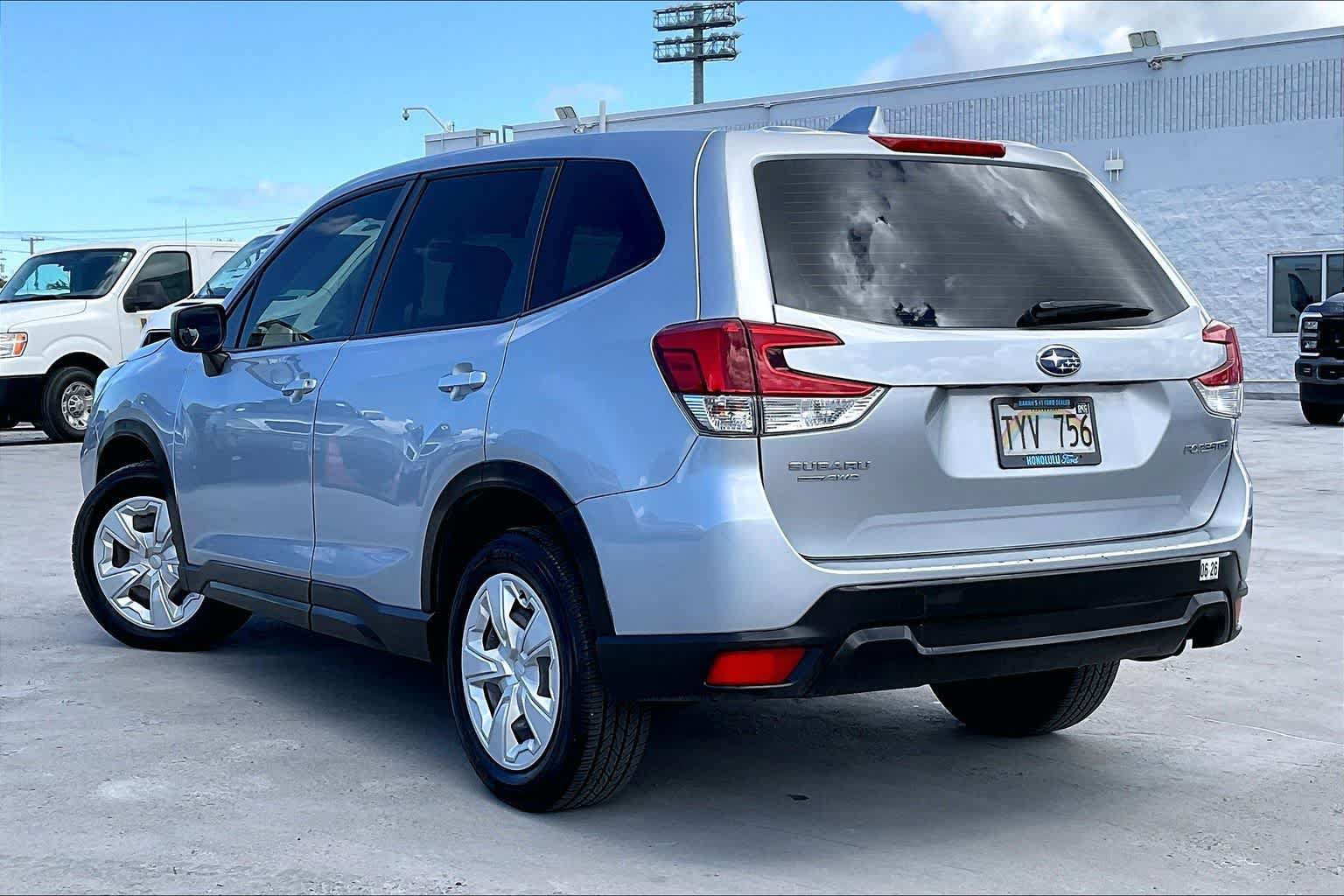 Used 2020 Subaru Forester AWD/4WD image 4