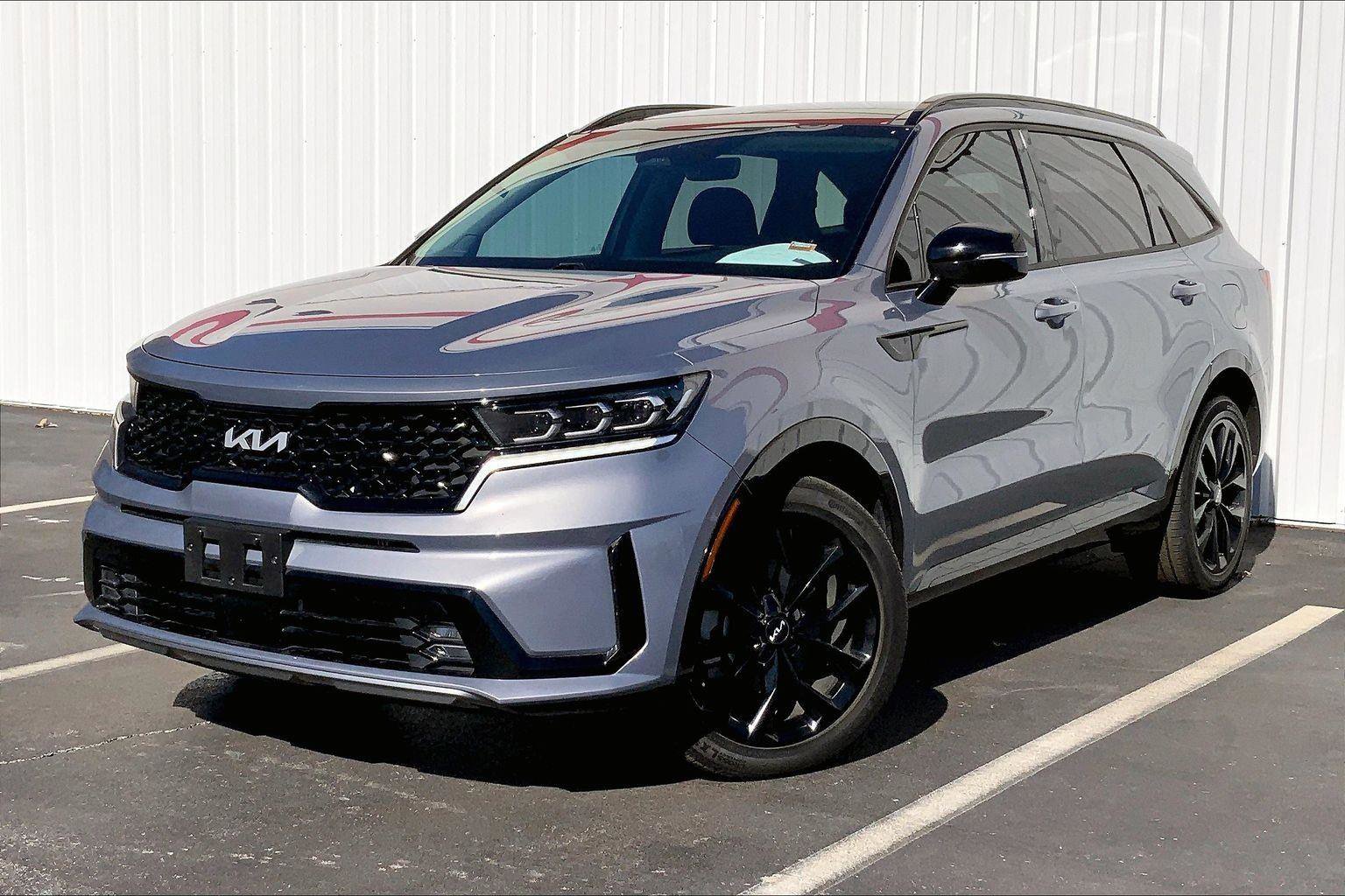 Used 2023 Kia Sorento SX video 1