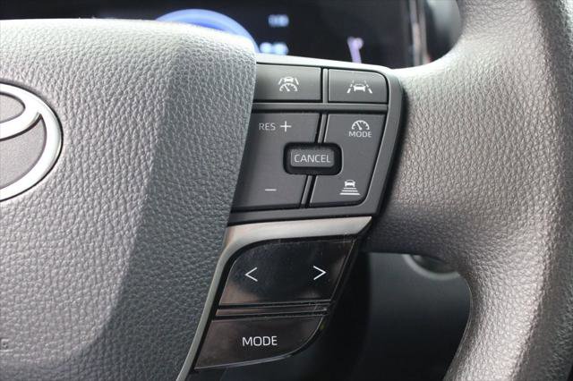 Used 2025 Toyota Camry LE FWD image 25