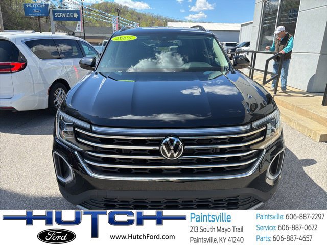 Used 2025 Volkswagen Atlas SE AWD/4WD image 6