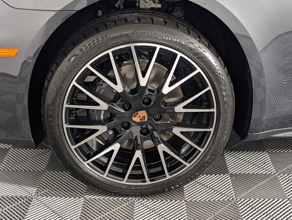 New 2026 Porsche Panamera image 11
