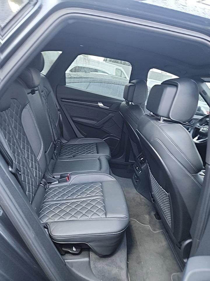 Used 2023 Audi SQ5 Premium Plus w/ Premium Plus Package image 6