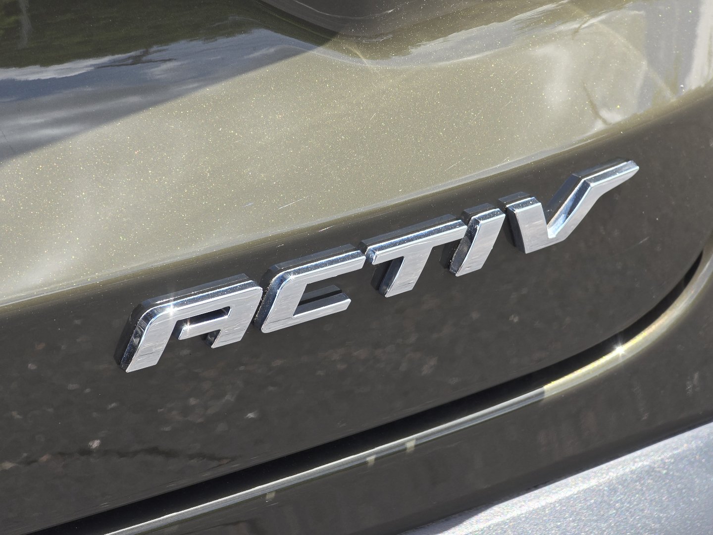 Used 2024 Chevrolet Trax ACTIV w/ Sunroof Package FWD image 15