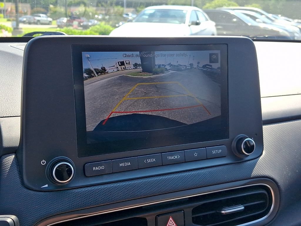 Used 2022 Hyundai Kona SE FWD image 18