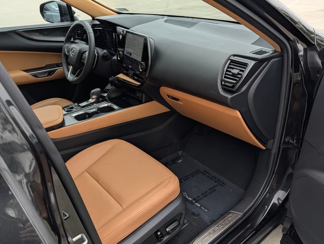 Used 2024 Lexus NX 350 AWD w/ Cold Area Package image 10