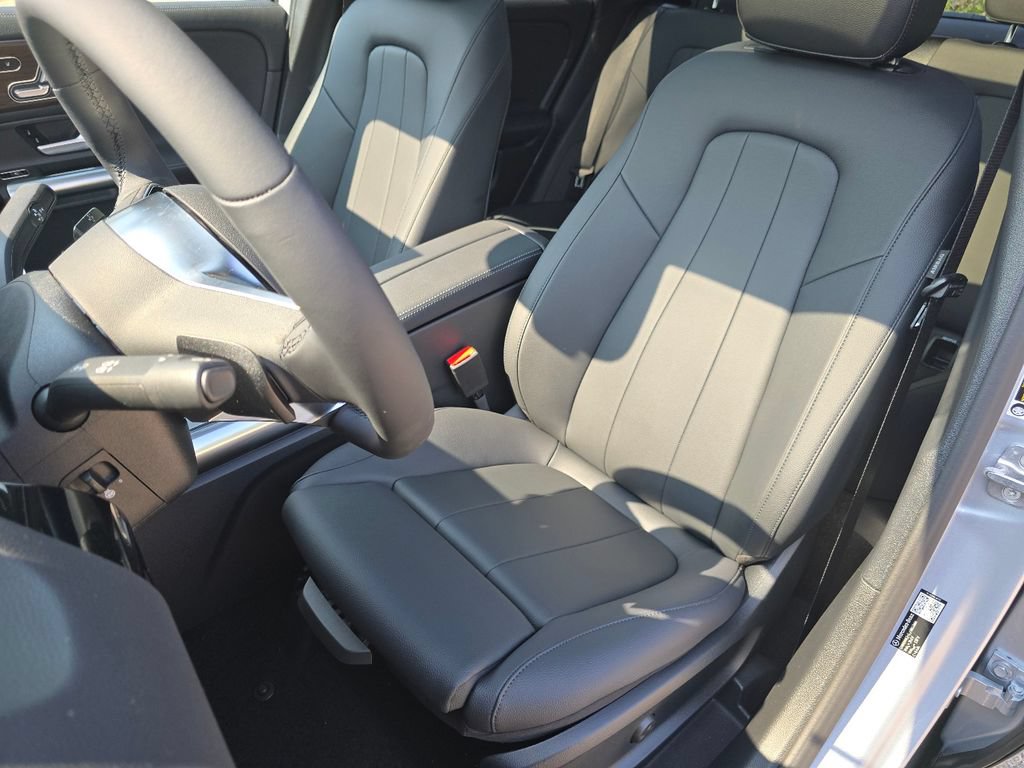 New 2026 Mercedes-Benz GLA 250 4MATIC image 24