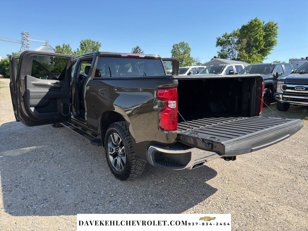 Used 2023 Chevrolet Silverado 1500 LT AWD/4WD image 26