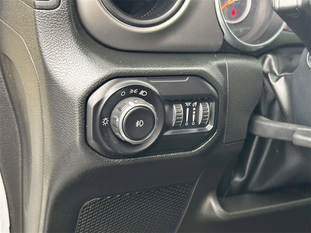 Used 2022 Jeep Wrangler Unlimited Sport image 19