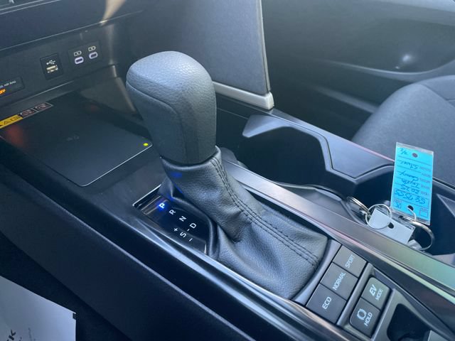 Used 2025 Toyota Camry LE FWD image 15