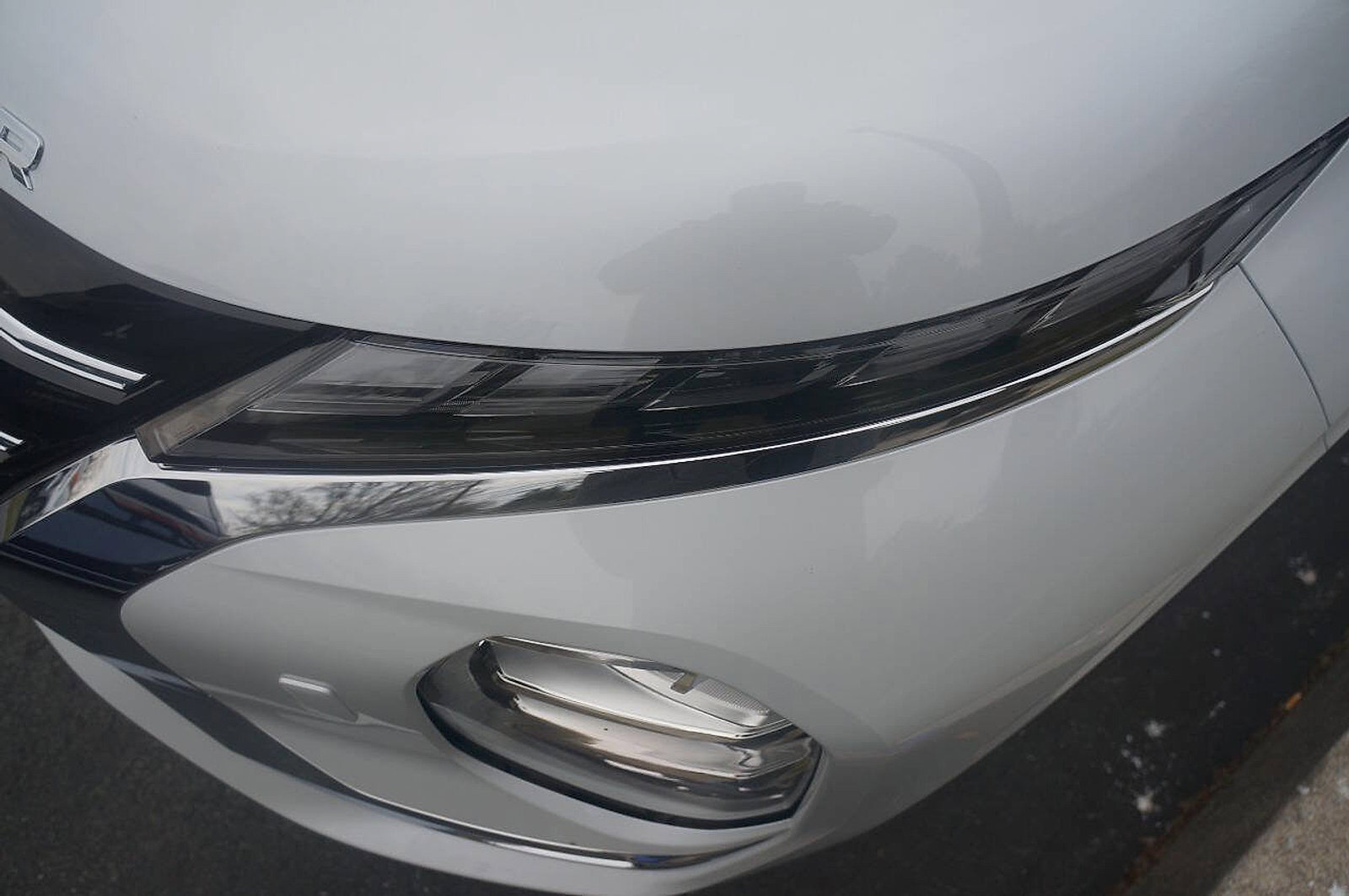 New 2025 Mitsubishi Outlander SE image 9