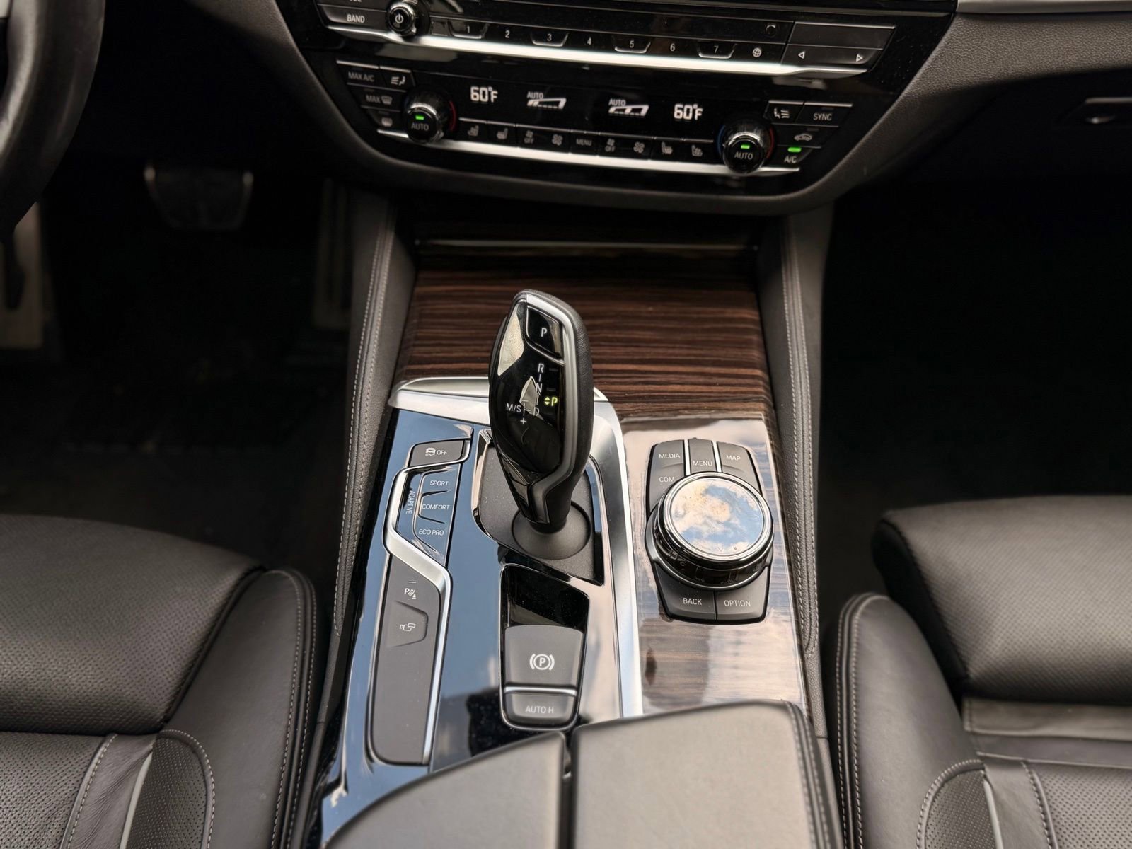 Used 2020 BMW M550i xDrive w/ Executive Package AWD/4WD image 36