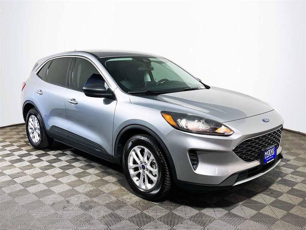 Used 2022 Ford Escape SE
