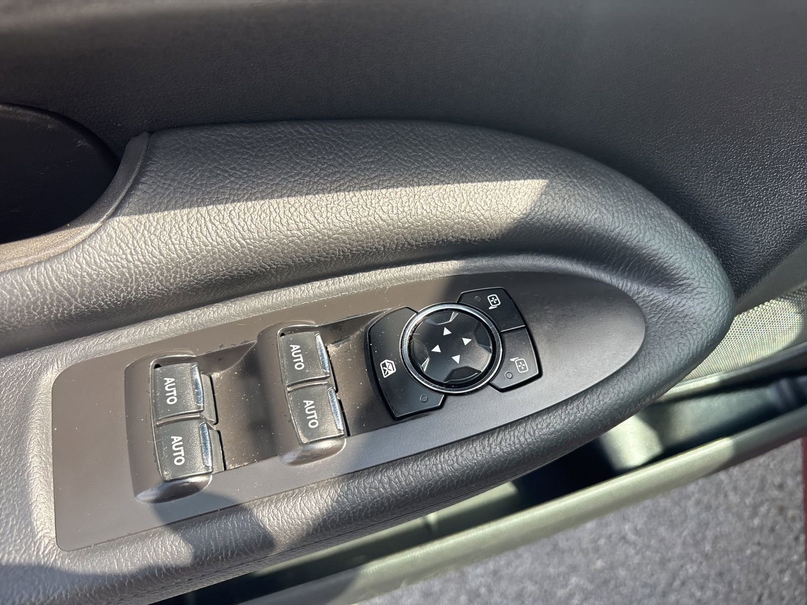 Used 2016 Lincoln MKT AWD w/ Equipment Group 201A image 29