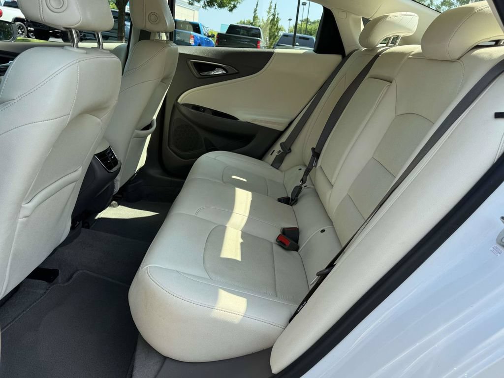 Used 2024 Chevrolet Malibu LT FWD image 18