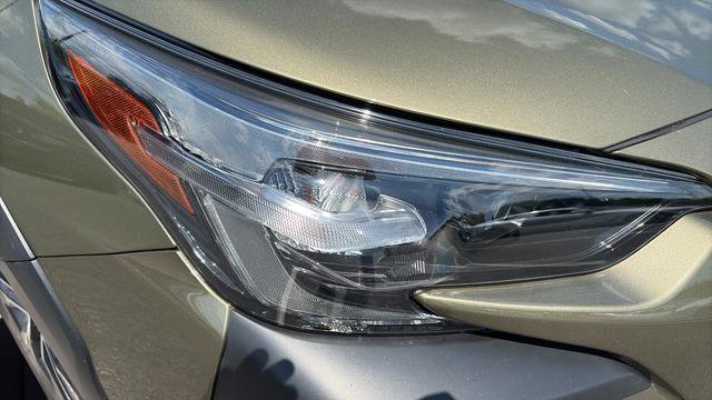 Used 2024 Subaru Outback Limited AWD/4WD image 9