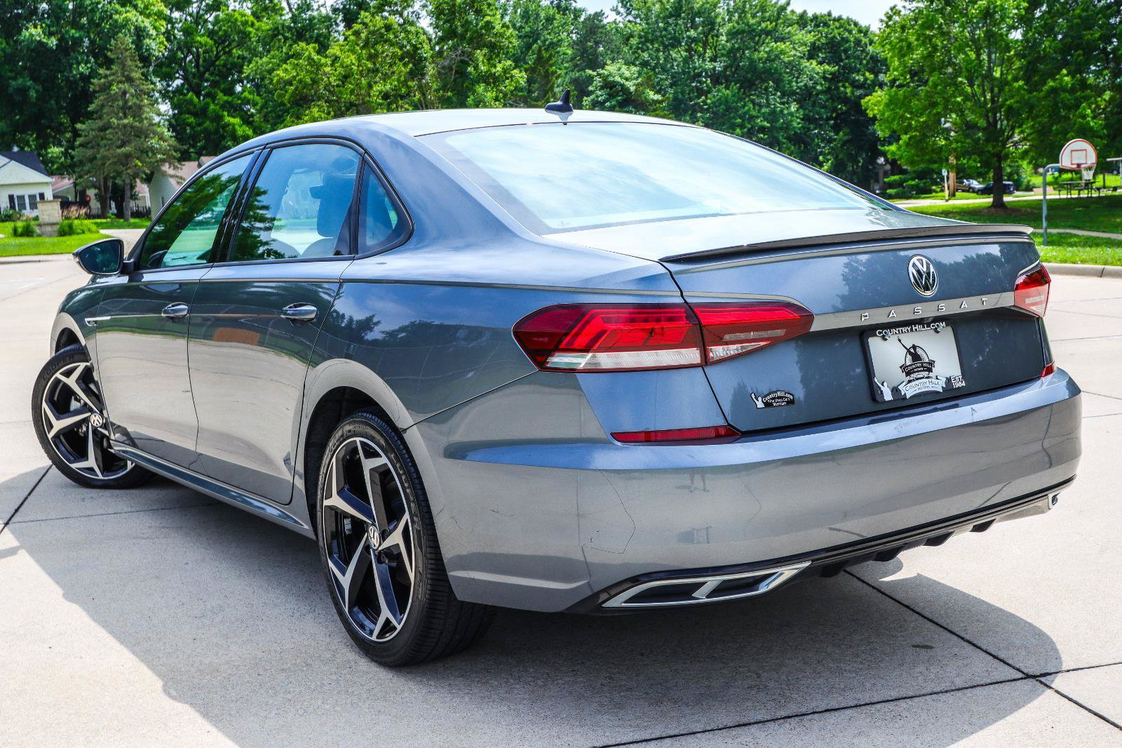 Used 2021 Volkswagen Passat 2.0T R-Line FWD image 16