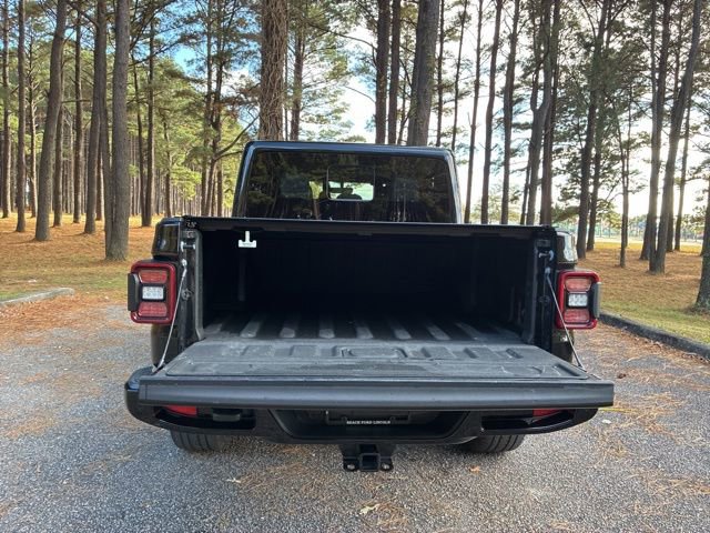 Used 2023 Jeep Gladiator Overland image 19