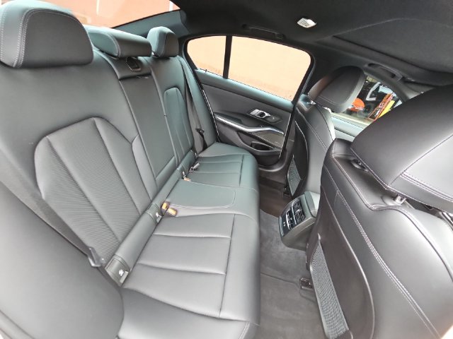 Used 2023 BMW 330i xDrive Sedan w/ Premium Package AWD/4WD image 30