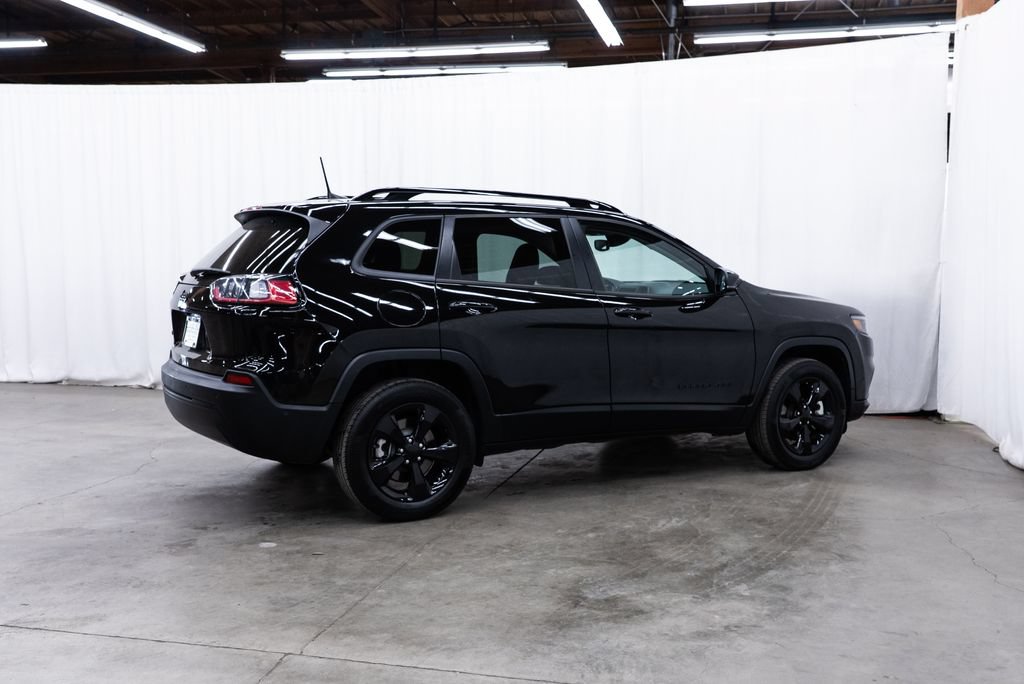 Used 2023 Jeep Cherokee Altitude Lux AWD/4WD image 6