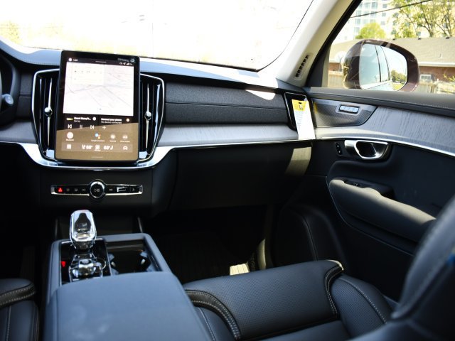 New 2026 Volvo XC90 T8 Ultra w/ Protection Package Premier AWD/4WD image 20