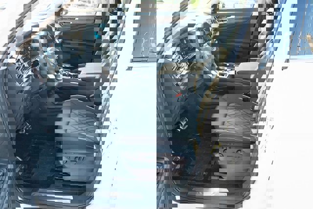 New 2026 Volkswagen Atlas SEL Premium R-Line image 17