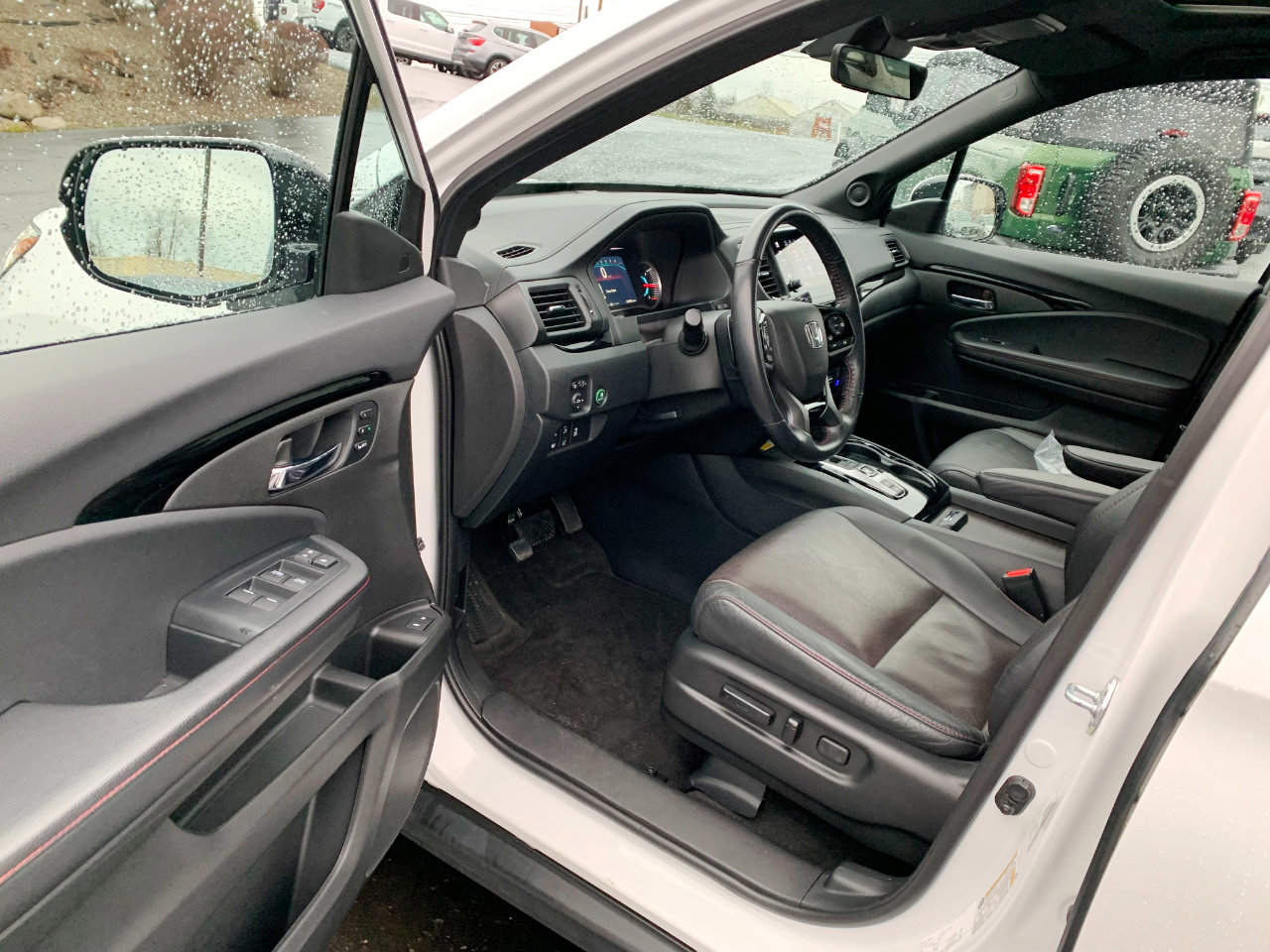 Used 2022 Honda Pilot Black Edition image 4