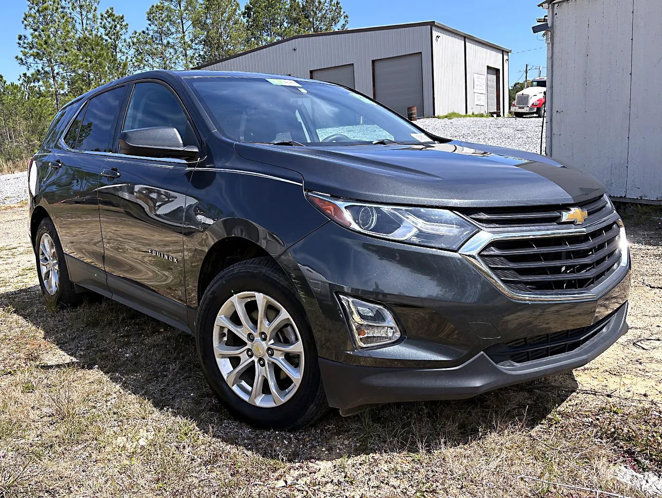 Used 2018 Chevrolet Equinox LT image 4