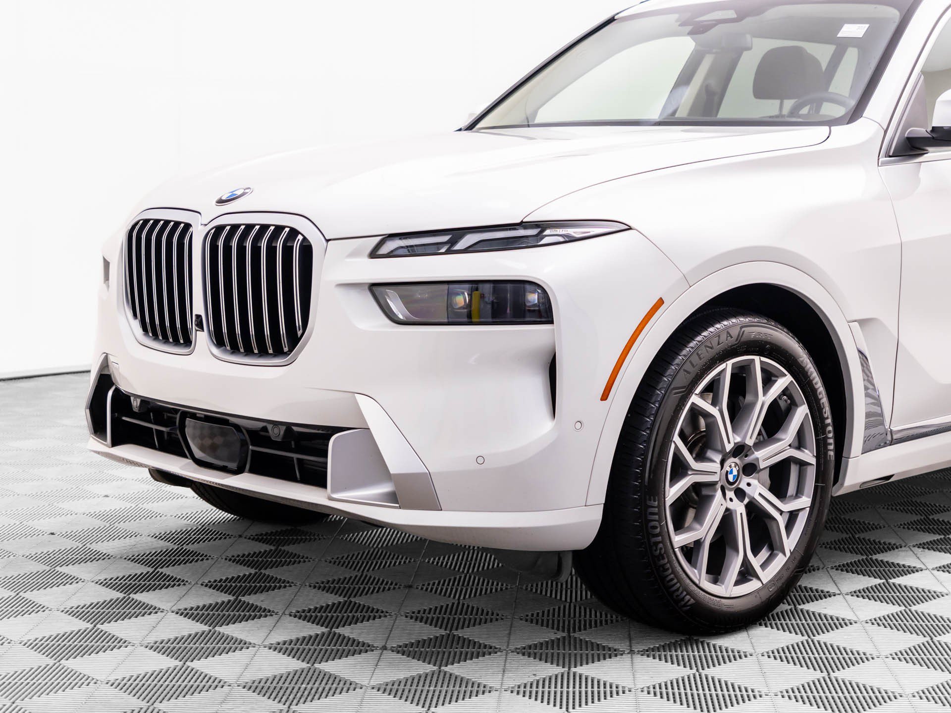 Certified 2026 BMW X7 xDrive40i AWD/4WD image 36