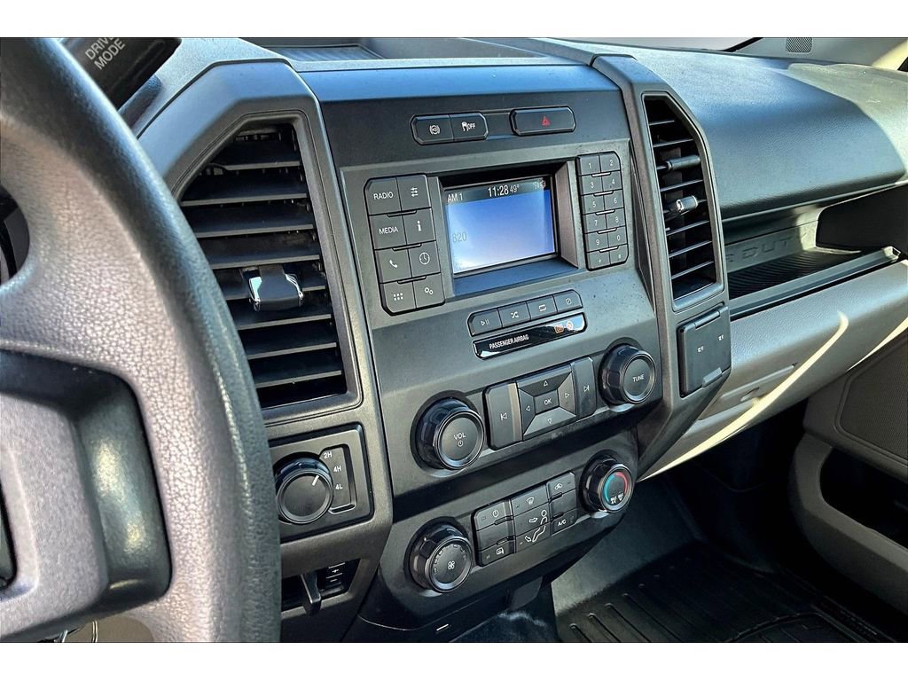 Used 2022 Ford F350 XL w/ Power Equipment Group image 10