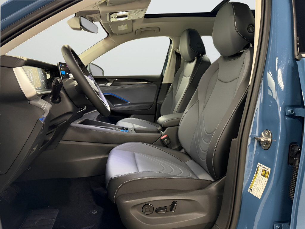 New 2026 Volkswagen Tiguan SE image 17