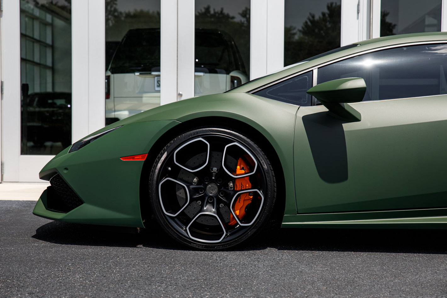 Used 2017 Lamborghini Huracan LP 610-4 AWD/4WD image 12