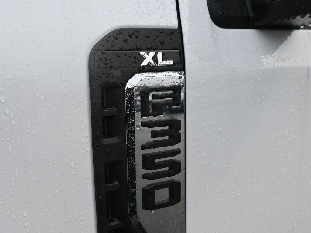New 2026 Ford F350 XL w/ XL Chrome Package image 15