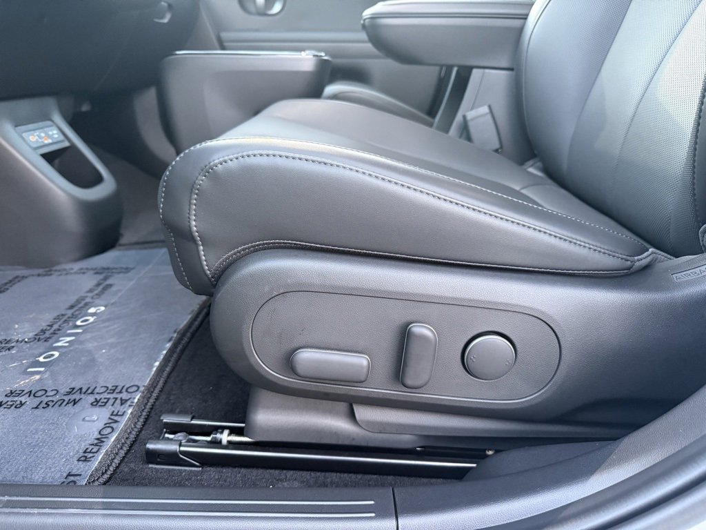 Certified 2025 Hyundai Ioniq 5 SEL image 31