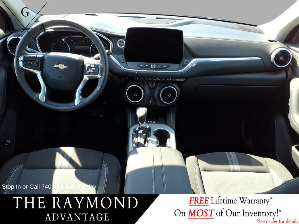 Used 2026 Chevrolet Blazer LT w/ Convenience Package AWD/4WD image 6