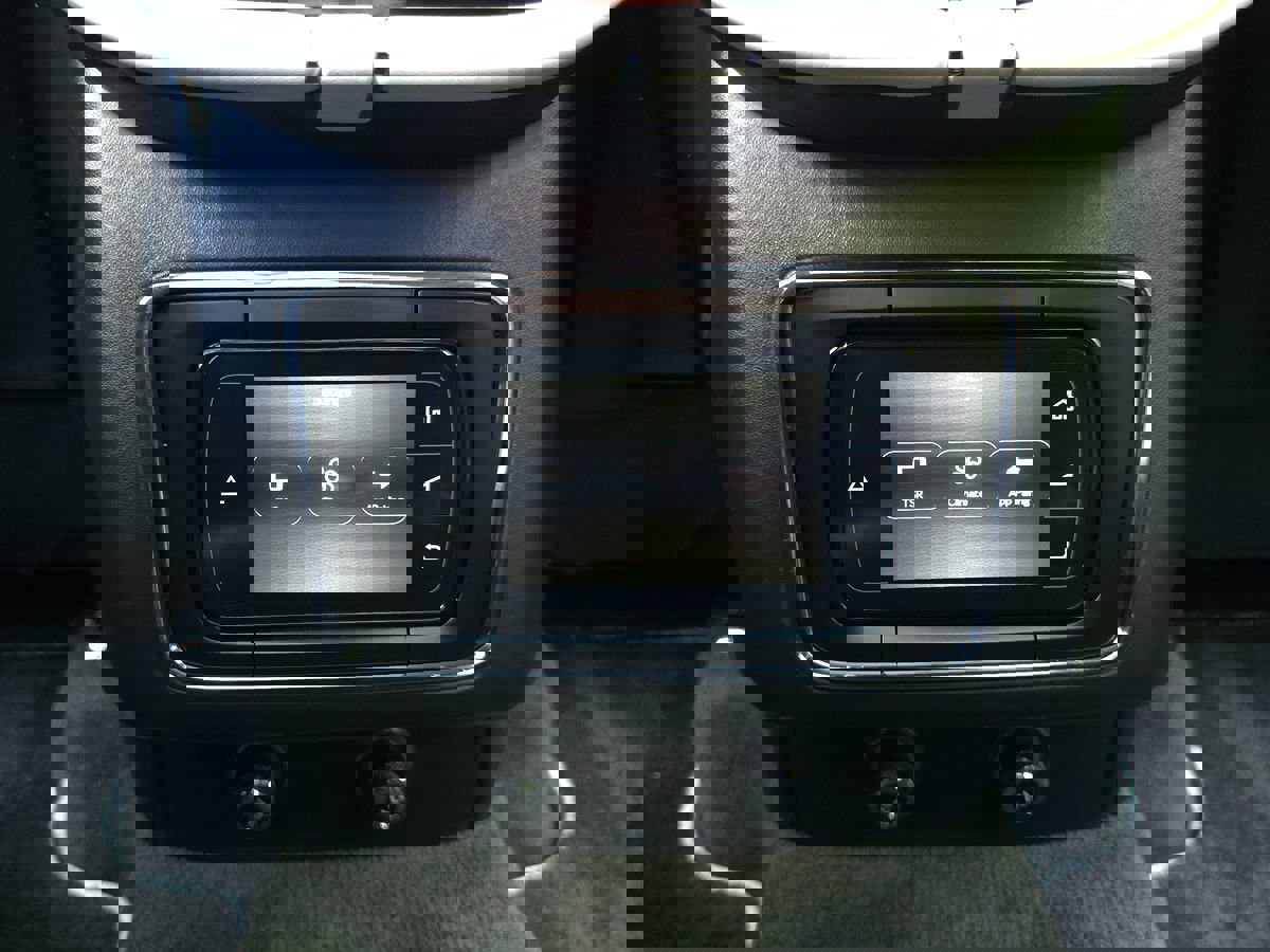 Used 2020 Bentley Bentayga Design Series image 19