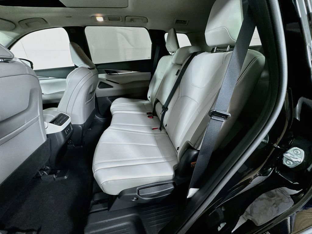 Certified 2026 INFINITI QX60 Pure AWD/4WD image 33