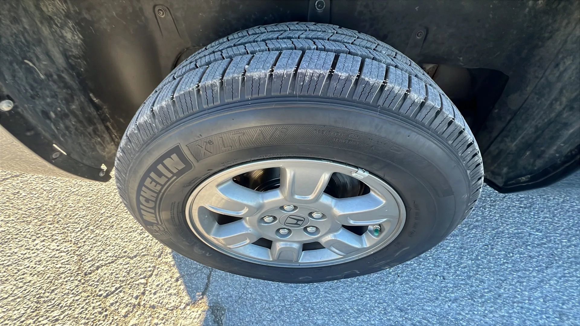 Used 2007 Honda Ridgeline RTX image 15