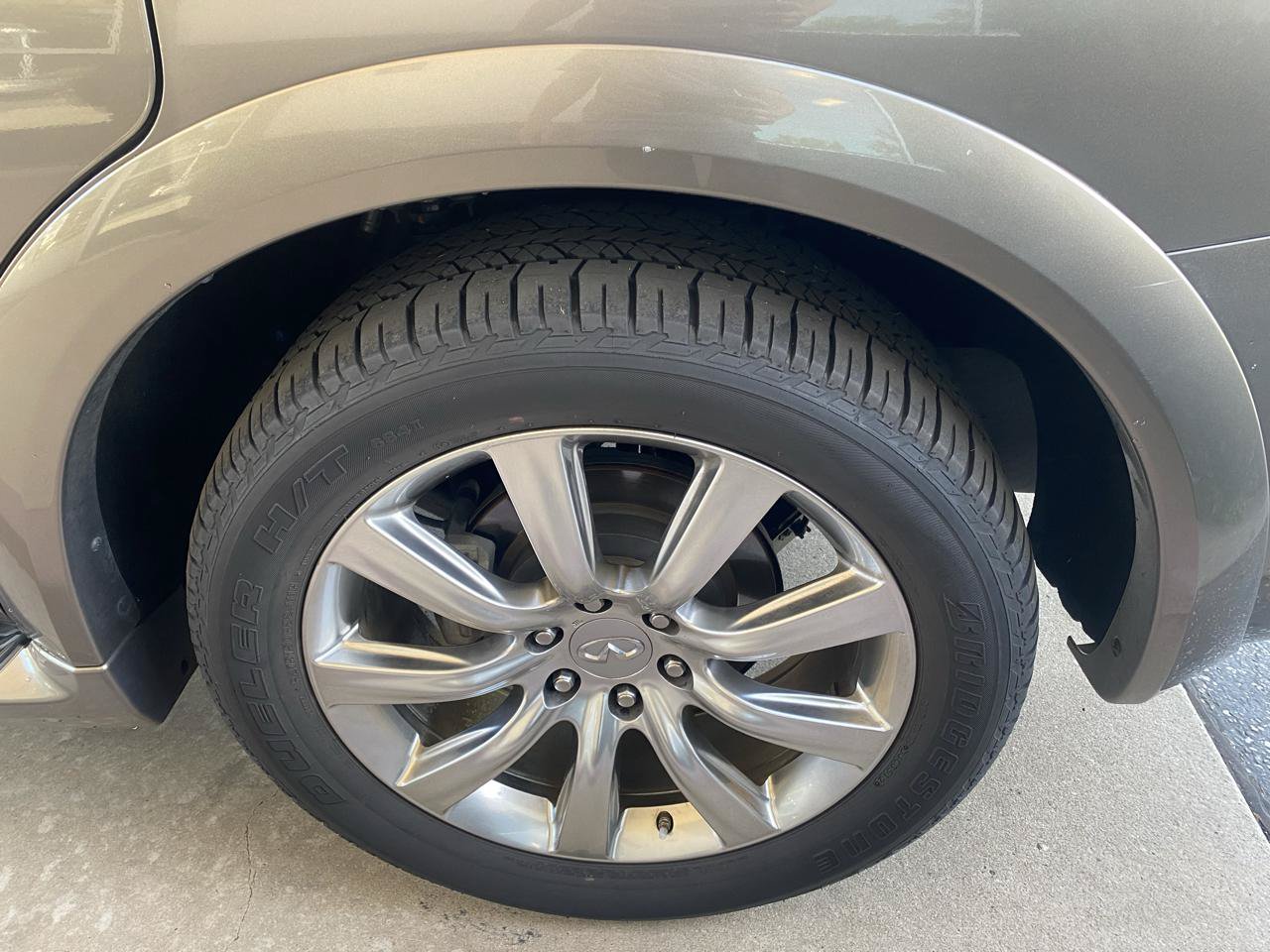 Used 2013 INFINITI QX56 4WD w/ Deluxe Touring Pkg image 29