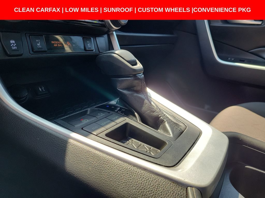 Used 2019 Toyota RAV4 XLE w/ Convenience Package FWD image 33