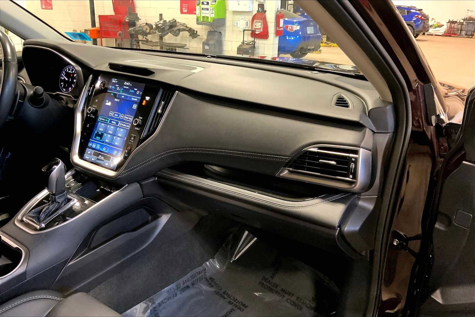 Used 2023 Subaru Outback Limited XT image 20