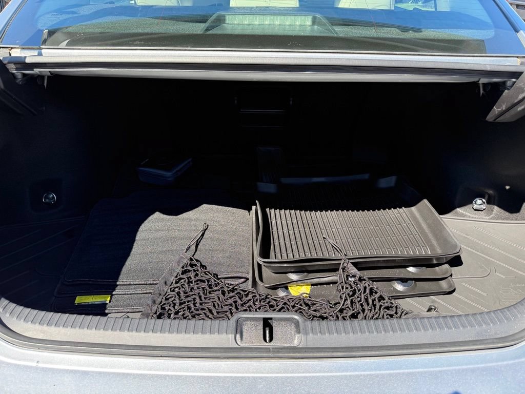 Used 2024 Lexus ES 300h w/ Premium Package FWD image 17