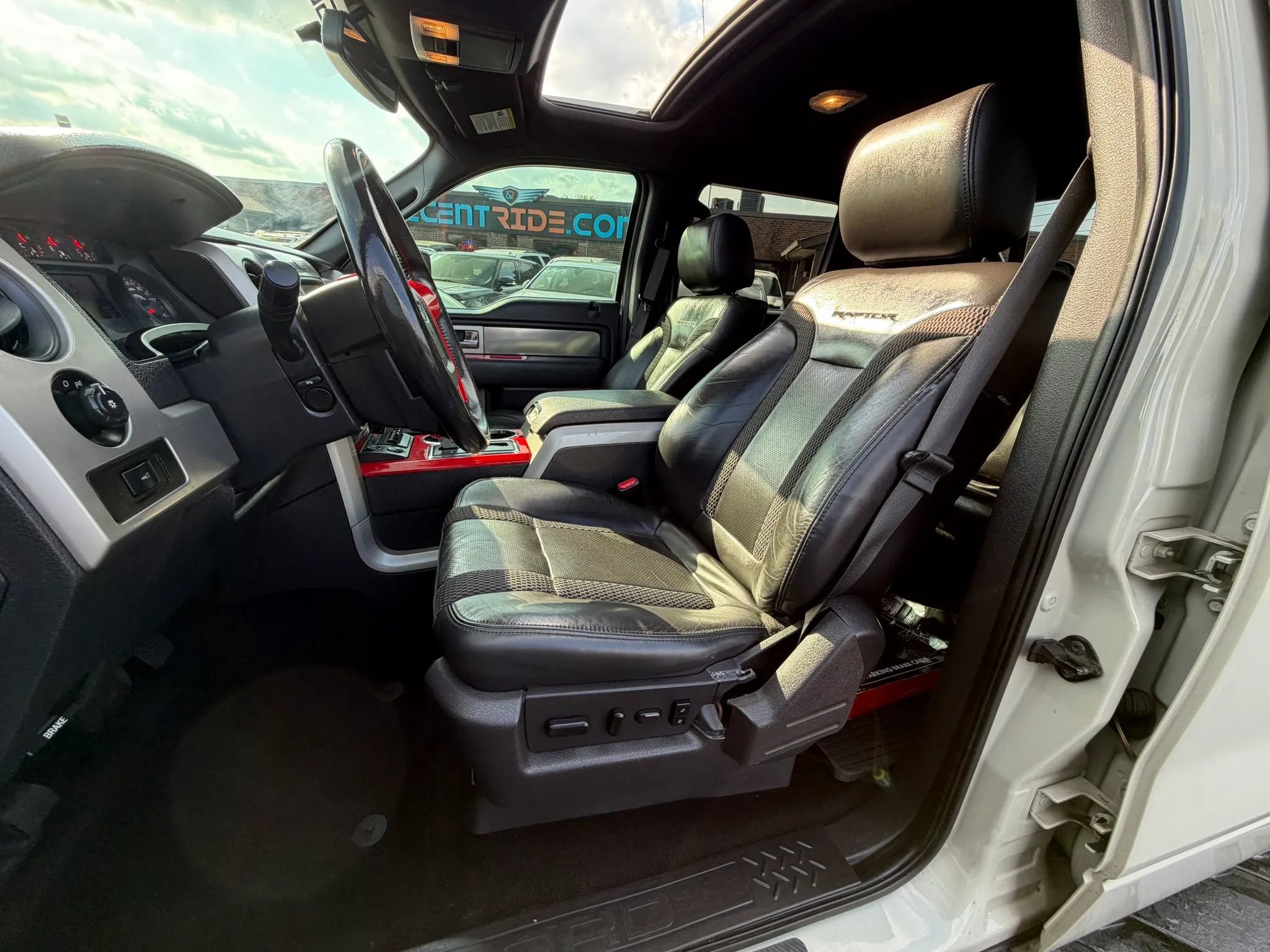 Used 2013 Ford F150 Raptor w/ Luxury Equipment Group AWD/4WD image 12