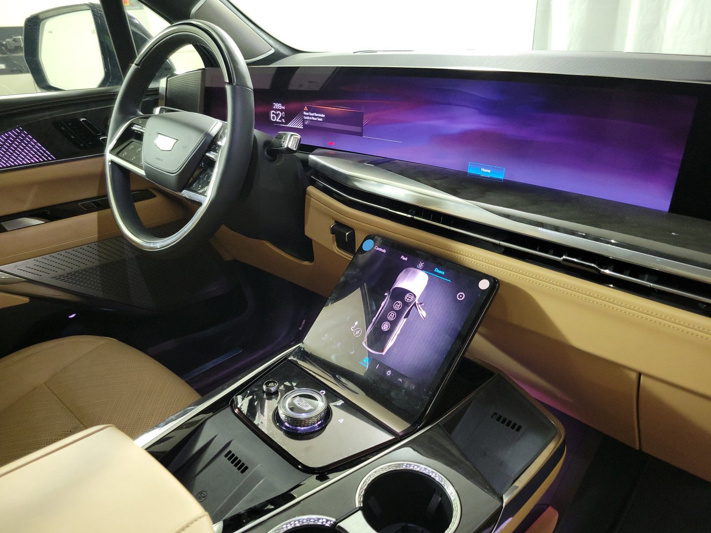 New 2025 Cadillac Escalade IQ Luxury 2 image 24
