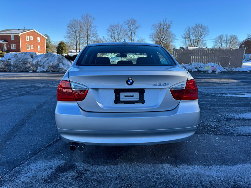 Used 2006 BMW 330i Sedan image 6
