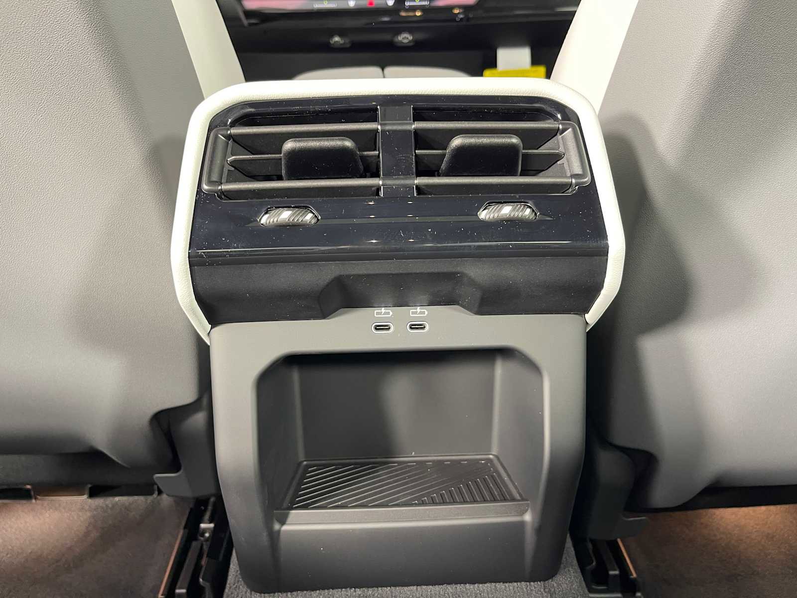 New 2026 BMW i5 eDrive40 image 30