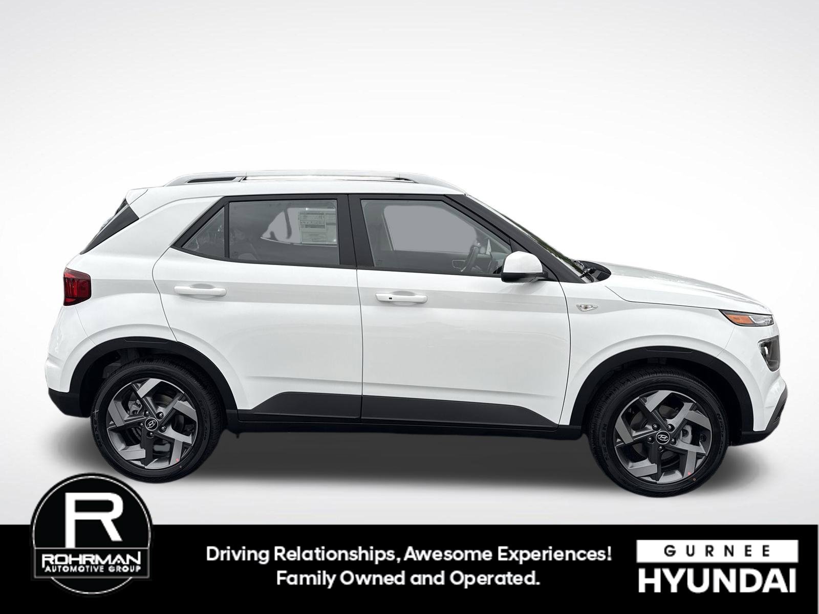 New 2026 Hyundai Venue SEL FWD image 10